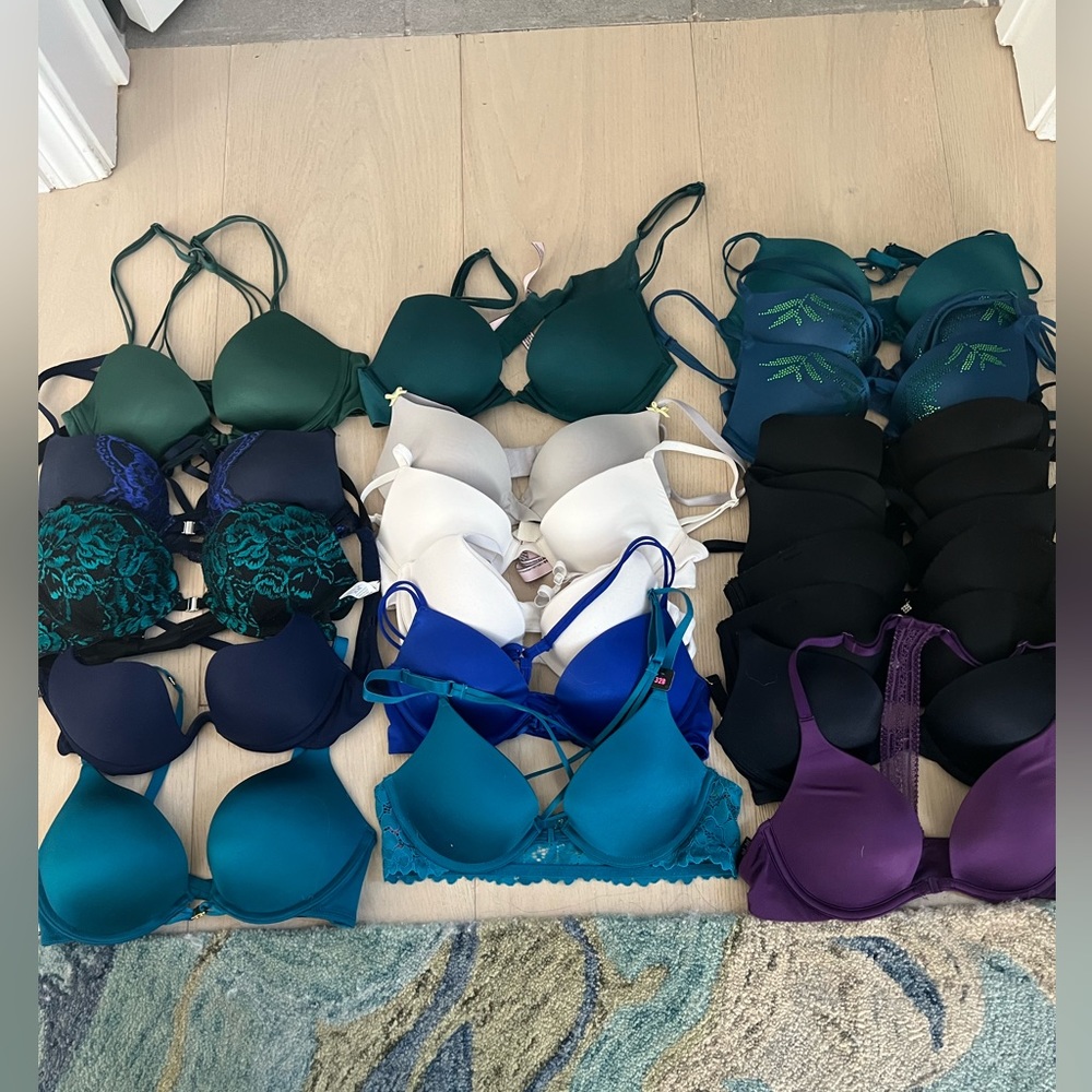 32 B bras
